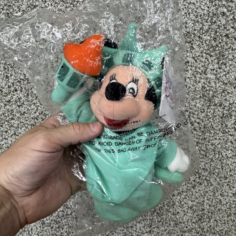 NEW Liberty Minnie Mouse Disney Bean Bag Plush Brand New Sealed